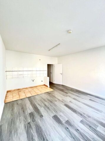 Renovierte 2,5 Zimmer Wohnung- Innenstadtlage, 58095 Hagen, Etagenwohnung